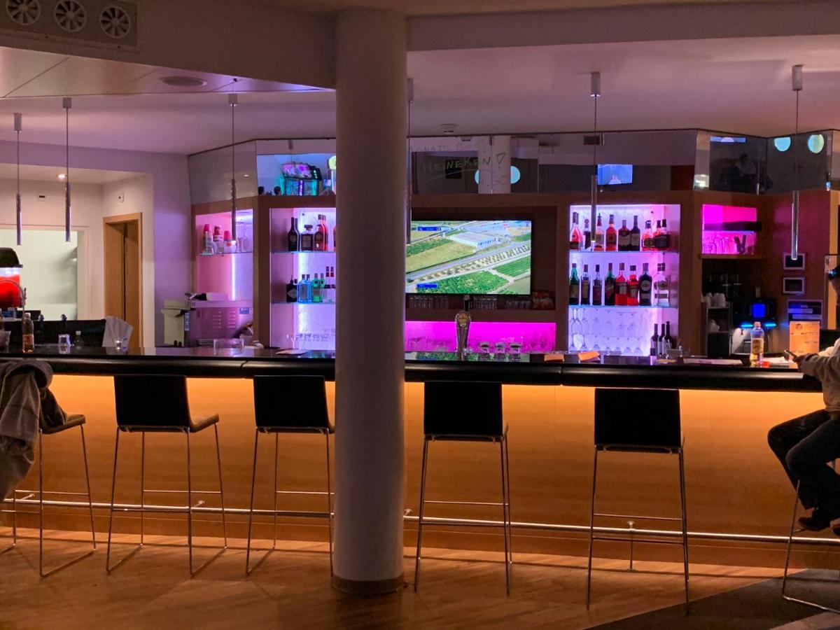 Priv. Apartment Bei Swiss Holiday Park Morschach Esterno foto
