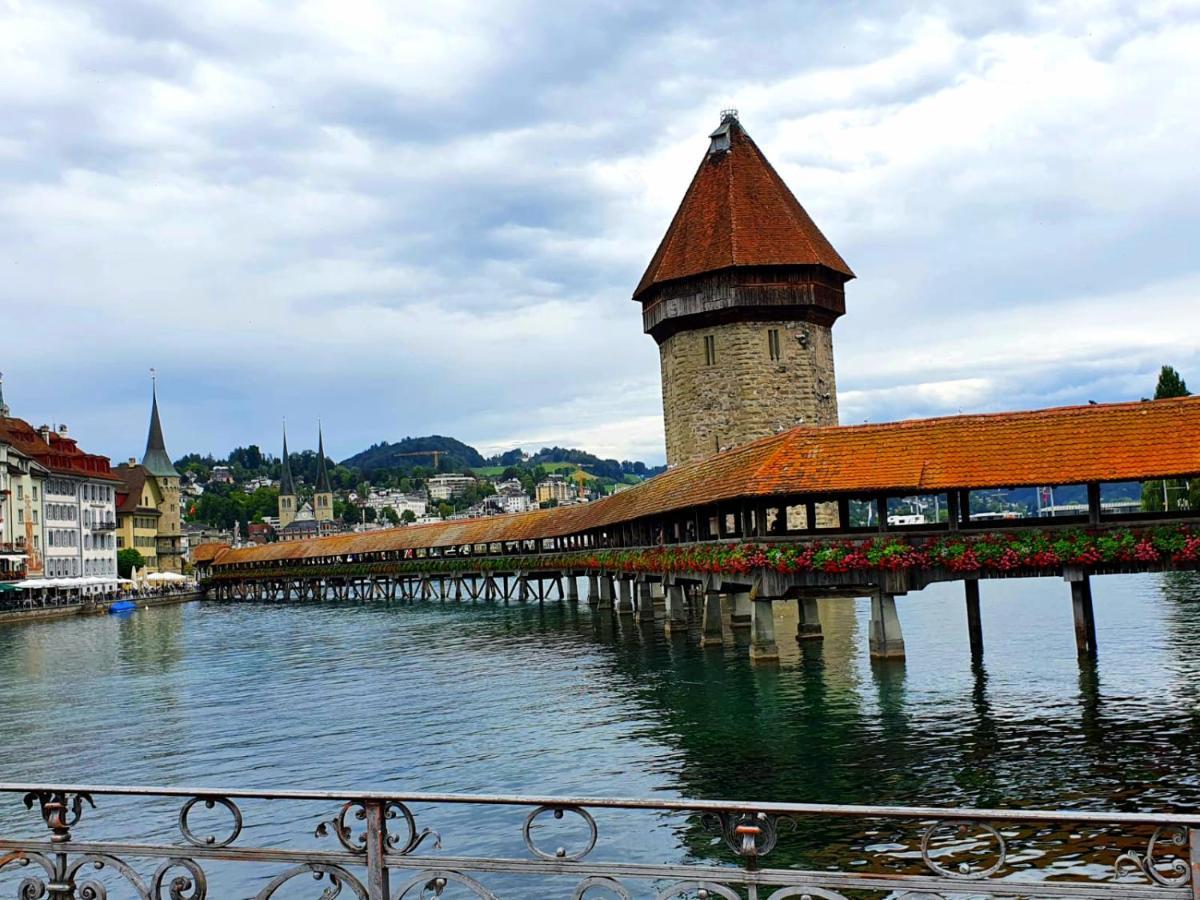 Priv. Apartment Bei Swiss Holiday Park Morschach Esterno foto